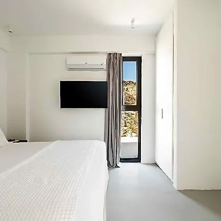 Aura Tinos Hotel 4*