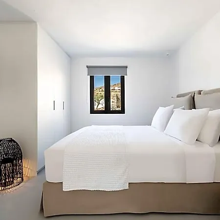 Aura Tinos Hotel