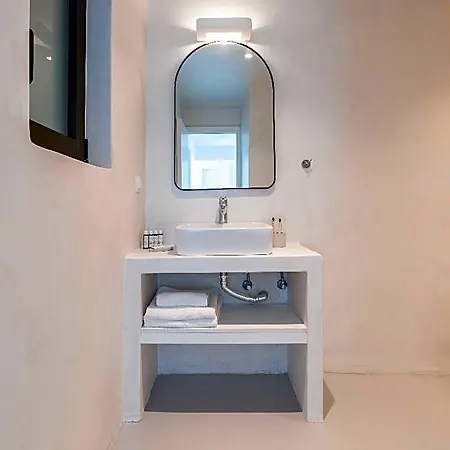 Aura Tinos Hotel