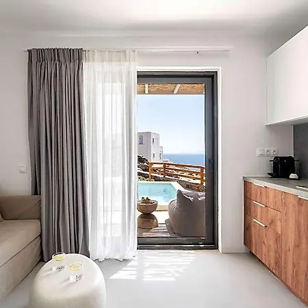 Aura Tinos 4* Istérnia